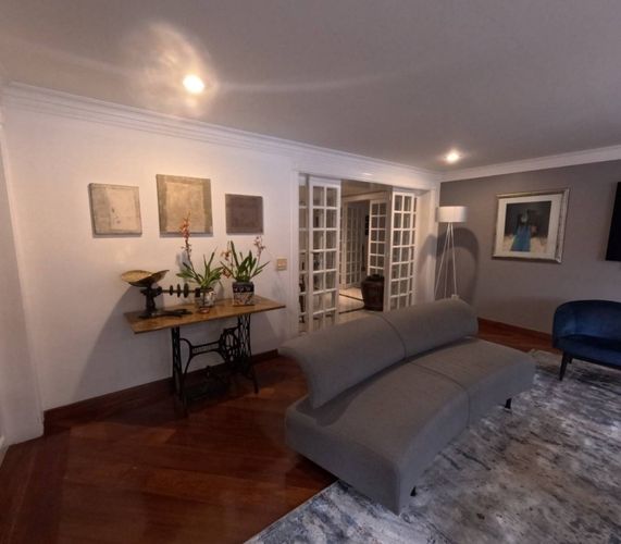 Apartamento de 3 alcobas en venta en Chicó Navarra, Bogotá, 230 m² · foto 4 de 24