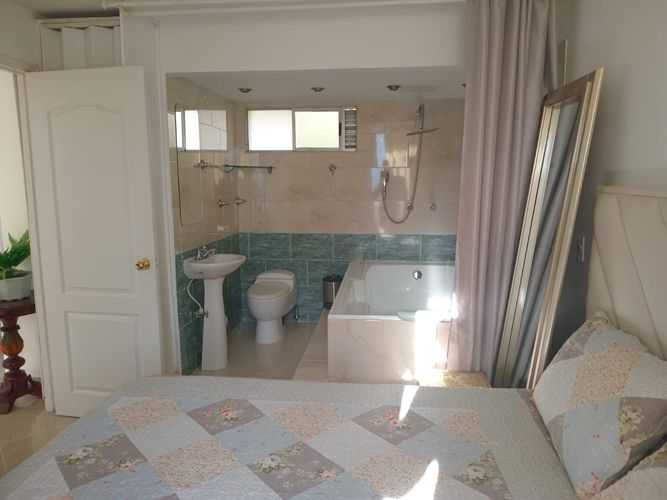 Apartamento de 2 alcobas en arriendo en El Poblado, Medellín, 89 m² · foto 11 de 14