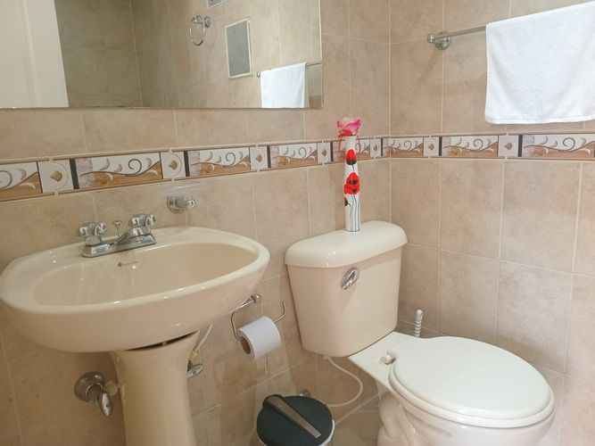 Apartamento de 2 alcobas en arriendo en El Poblado, Medellín, 89 m² · foto 12 de 14