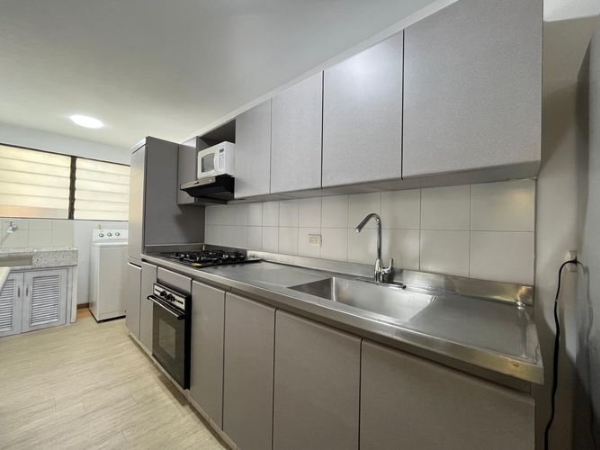 Apartamento de 1 alcoba en arriendo en El Poblado, Medellín, 77 m² · foto 6 de 13