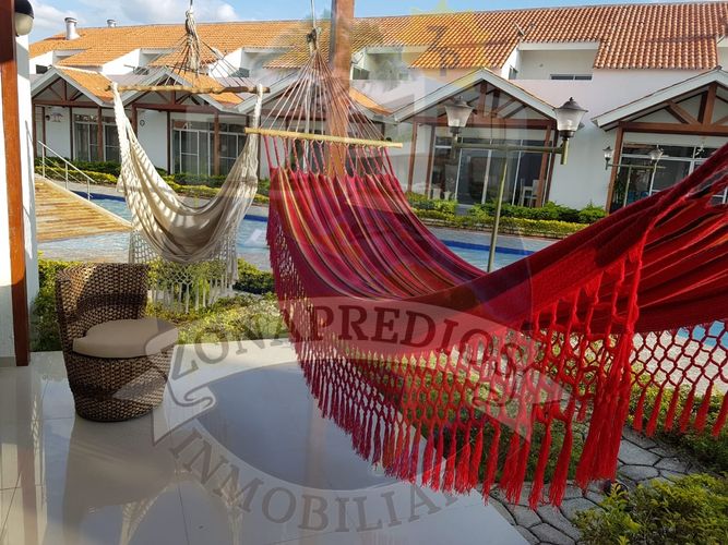 Casa de 4 alcobas en venta en Julio Campos Gonzalez, Girardot, 148 m² · foto 4 de 10