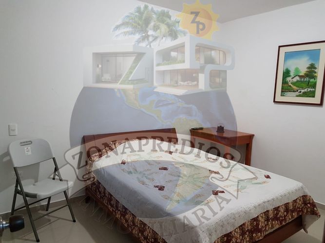 Casa de 4 alcobas en venta en Julio Campos Gonzalez, Girardot, 148 m² · foto 9 de 10