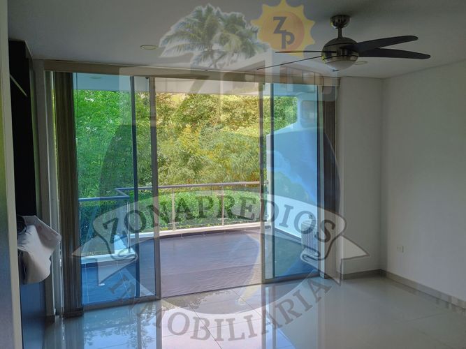 Apartamento de 3 alcobas en venta en Girardot, Girardot, 174 m² · foto 9 de 10