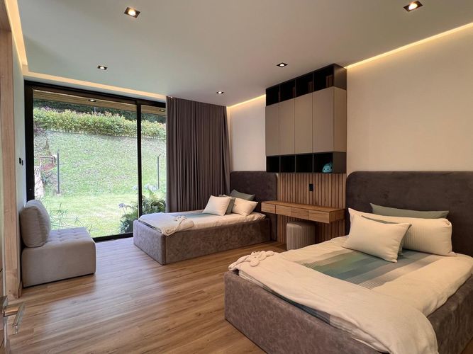 Casa de 7 alcobas en venta en El Porvenir, Rionegro, 1200 m² · foto 8 de 20