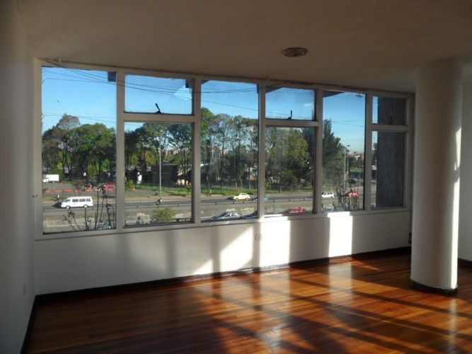 Apartamento en venta en Campin Occidental, Bogotá · foto 2 de 15