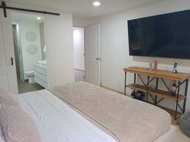 Apartamento de 3 alcobas en venta en El Poblado, Medellín, 130 m² · foto 13 de 19