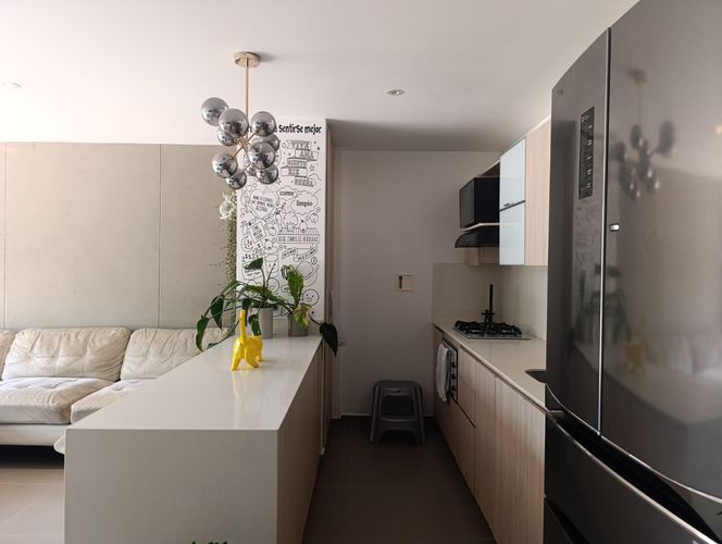 Apartamento de 2 alcobas en venta en El Poblado, Medellín, 85 m² · foto 5 de 16