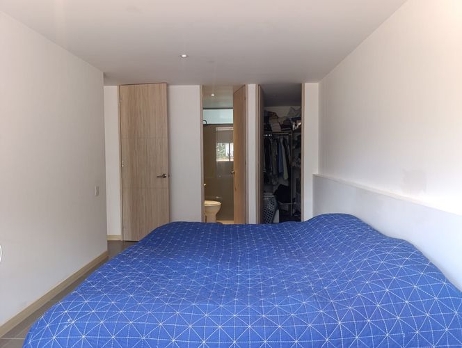 Apartamento de 2 alcobas en venta en El Poblado, Medellín, 85 m² · foto 9 de 16