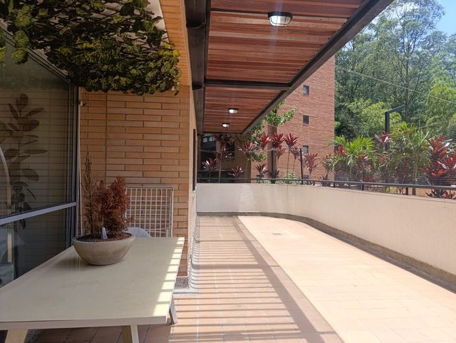 Apartamento de 2 alcobas en venta en El Poblado, Medellín, 85 m² · foto 16 de 16
