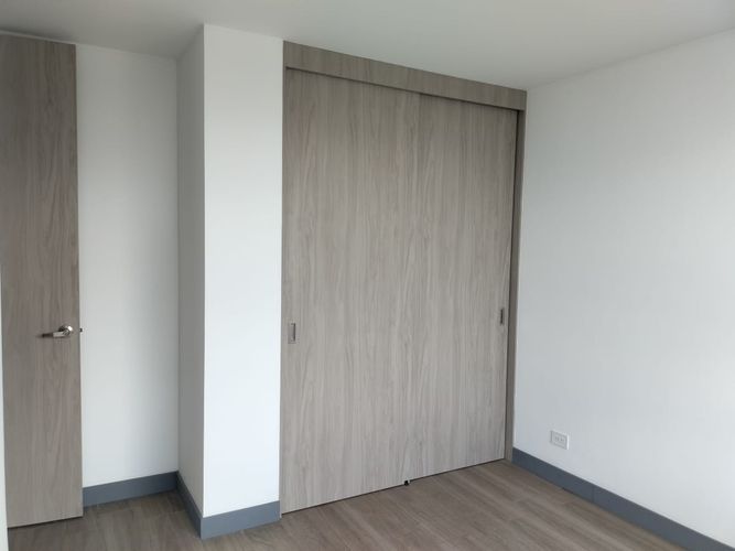 Apartamento de 2 alcobas en venta en Bosques De Zuñiga, Envigado, 76 m² · foto 8 de 17