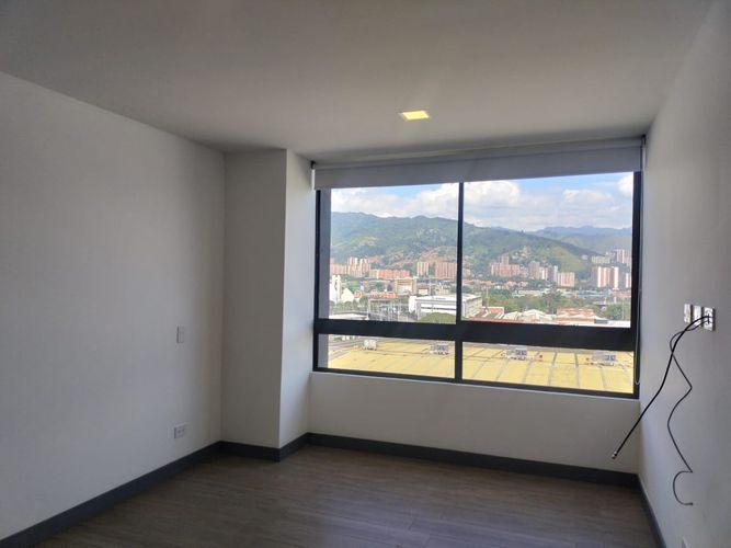 Apartamento de 2 alcobas en venta en Bosques De Zuñiga, Envigado, 76 m² · foto 9 de 17