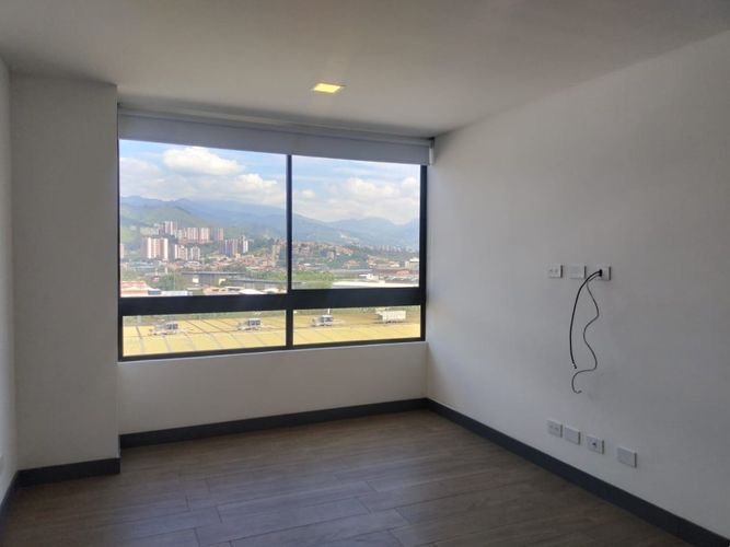 Apartamento de 2 alcobas en venta en Bosques De Zuñiga, Envigado, 76 m² · foto 13 de 17