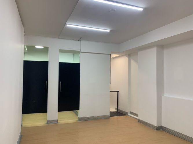 Local en arriendo en El Poblado, Medellín, 46 m² · foto 4 de 5