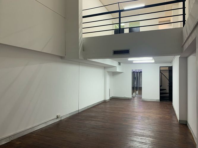 Local en arriendo en El Poblado, Medellín, 46 m² · foto 4 de 8