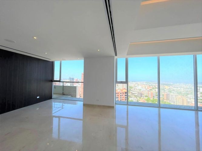 Apartamento de 4 alcobas en venta en Villa Country, Barranquilla, 481 m² · foto 2 de 24