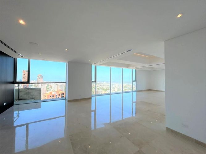 Apartamento de 4 alcobas en venta en Villa Country, Barranquilla, 481 m² · foto 3 de 24