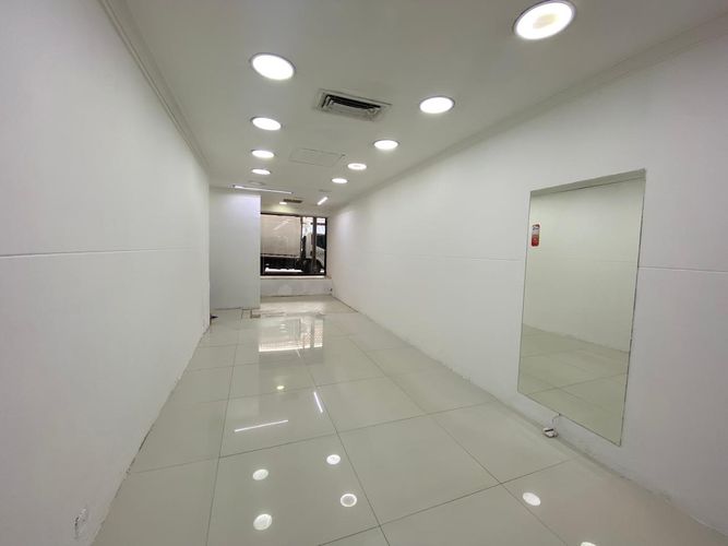 Local en arriendo en El Poblado, Medellín, 50 m² · foto 5 de 7