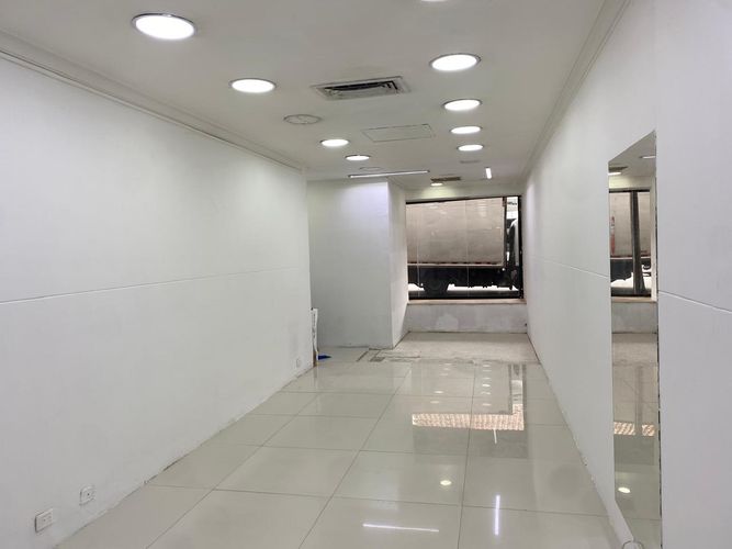 Local en arriendo en El Poblado, Medellín, 50 m² · foto 6 de 7