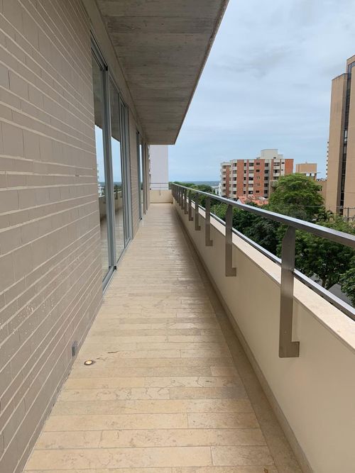 Apartamento de 2 alcobas en venta en Villa Country, Barranquilla, 231 m² · foto 3 de 24