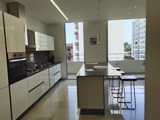 Apartamento de 2 alcobas en venta en Villa Country, Barranquilla, 231 m² · foto 4 de 24