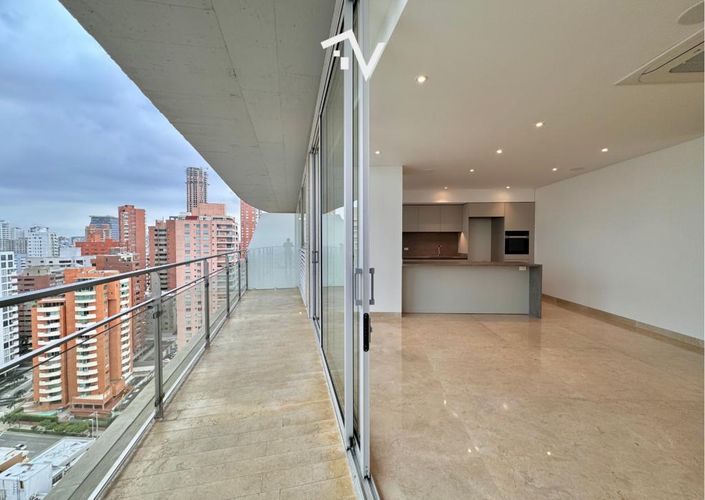 Apartamento de 4 alcobas en venta en Villa Country, Barranquilla, 220 m² · foto 2 de 24