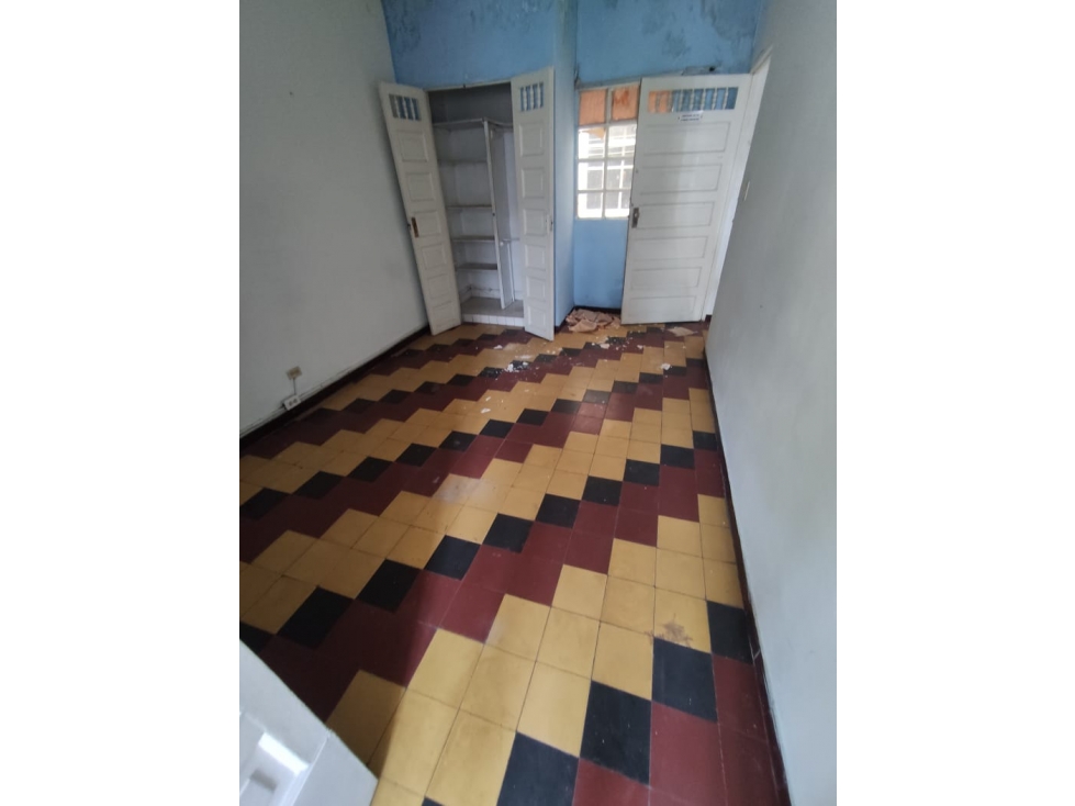 Casa de 7 alcobas en venta en Los Angeles, Medellín, 250 m² · foto 10 de 20