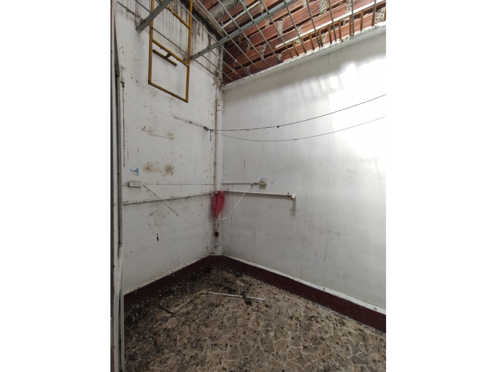 Casa de 7 alcobas en venta en Los Angeles, Medellín, 250 m² · foto 19 de 20