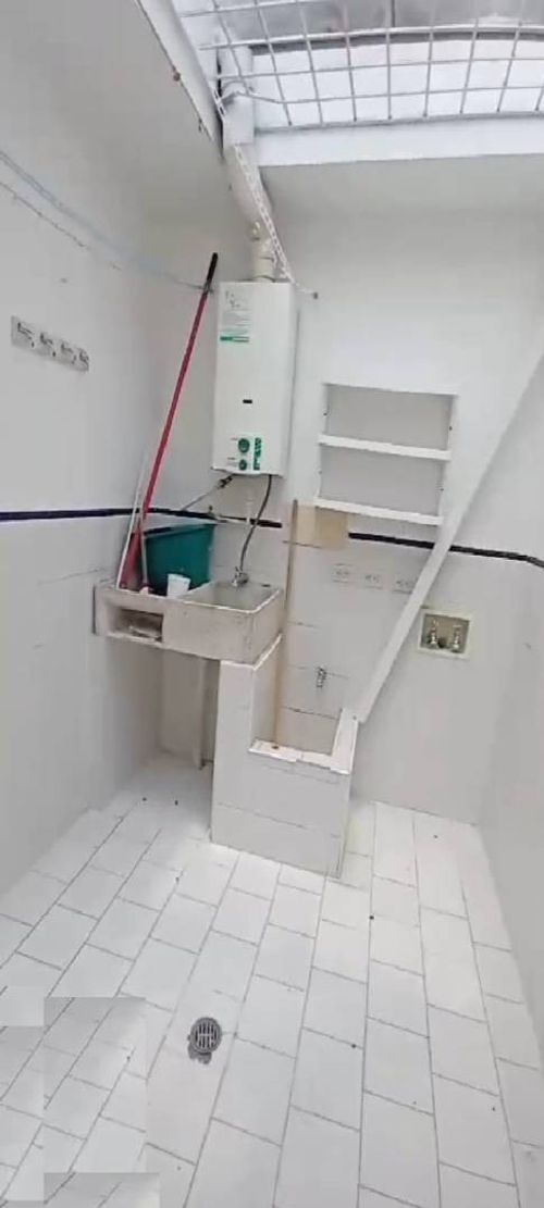 Casa de 4 alcobas en venta en Alhambra, Bogotá, 380 m² · foto 13 de 24