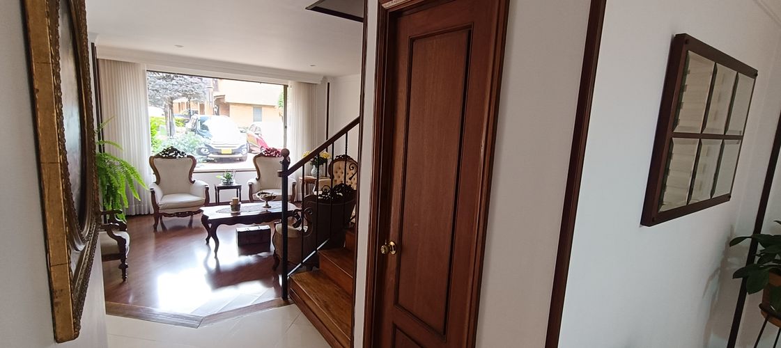 Casa de 3 alcobas en venta en Laura Vicuña, Chía, 270 m² · foto 5 de 20