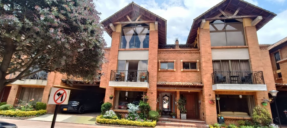 Casa de 3 alcobas en venta en Laura Vicuña, Chía, 270 m² · foto 4 de 20