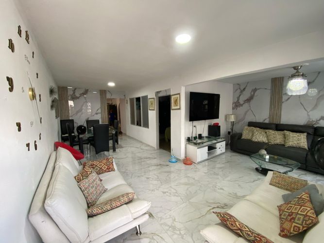 Edificio en venta en Nueva Floresta Del Ict, Cali, 159 m² · foto 2 de 22