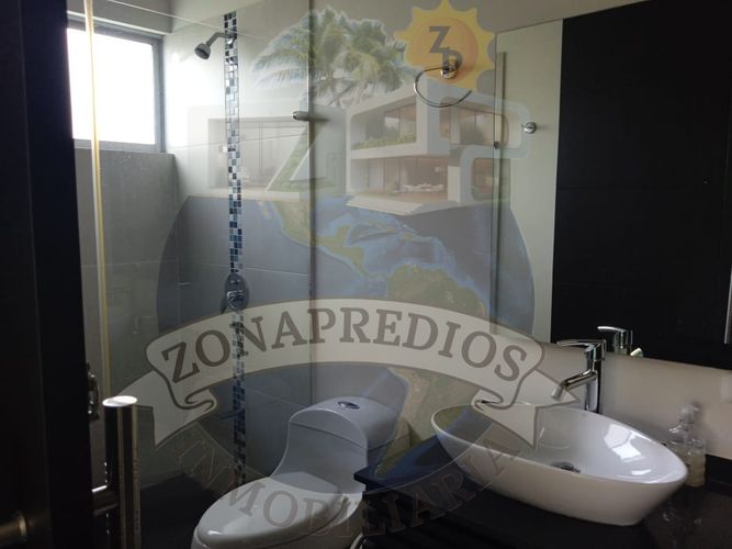 Casa de 4 alcobas en venta en Ricaurte, 986 m² · foto 3 de 10
