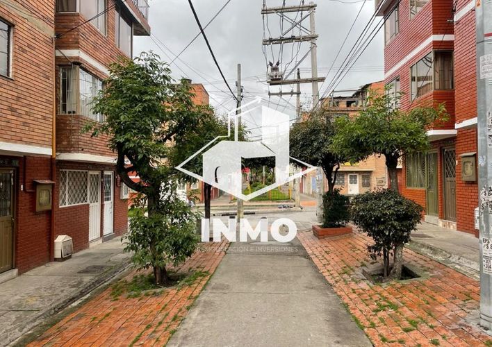 Casa de 3 alcobas en venta en Aurora Et. I, Bogotá, 100 m² · foto 2 de 20