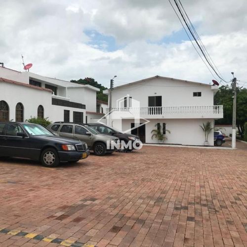 Casa de 3 alcobas en venta en Granada, Girardot, 180 m² · foto 6 de 19