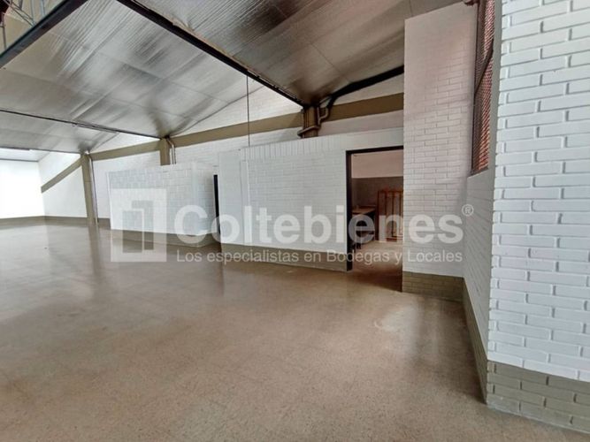 Local en arriendo en El Poblado, Medellín, 641 m² · foto 5 de 17