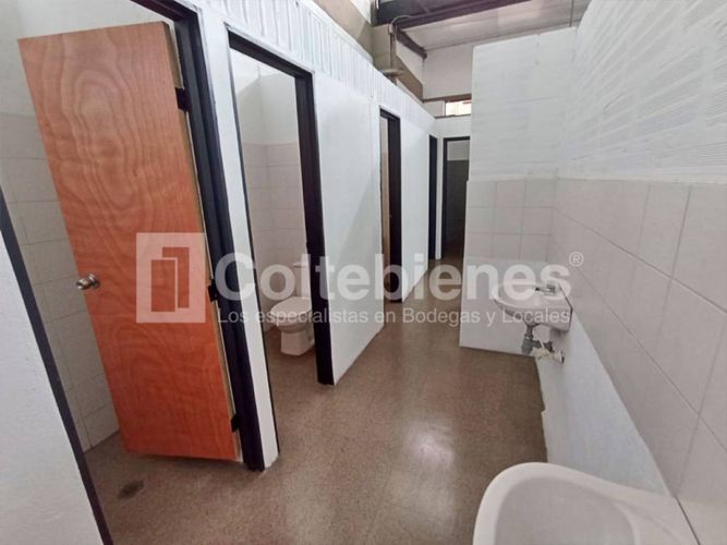 Local en arriendo en El Poblado, Medellín, 641 m² · foto 11 de 17