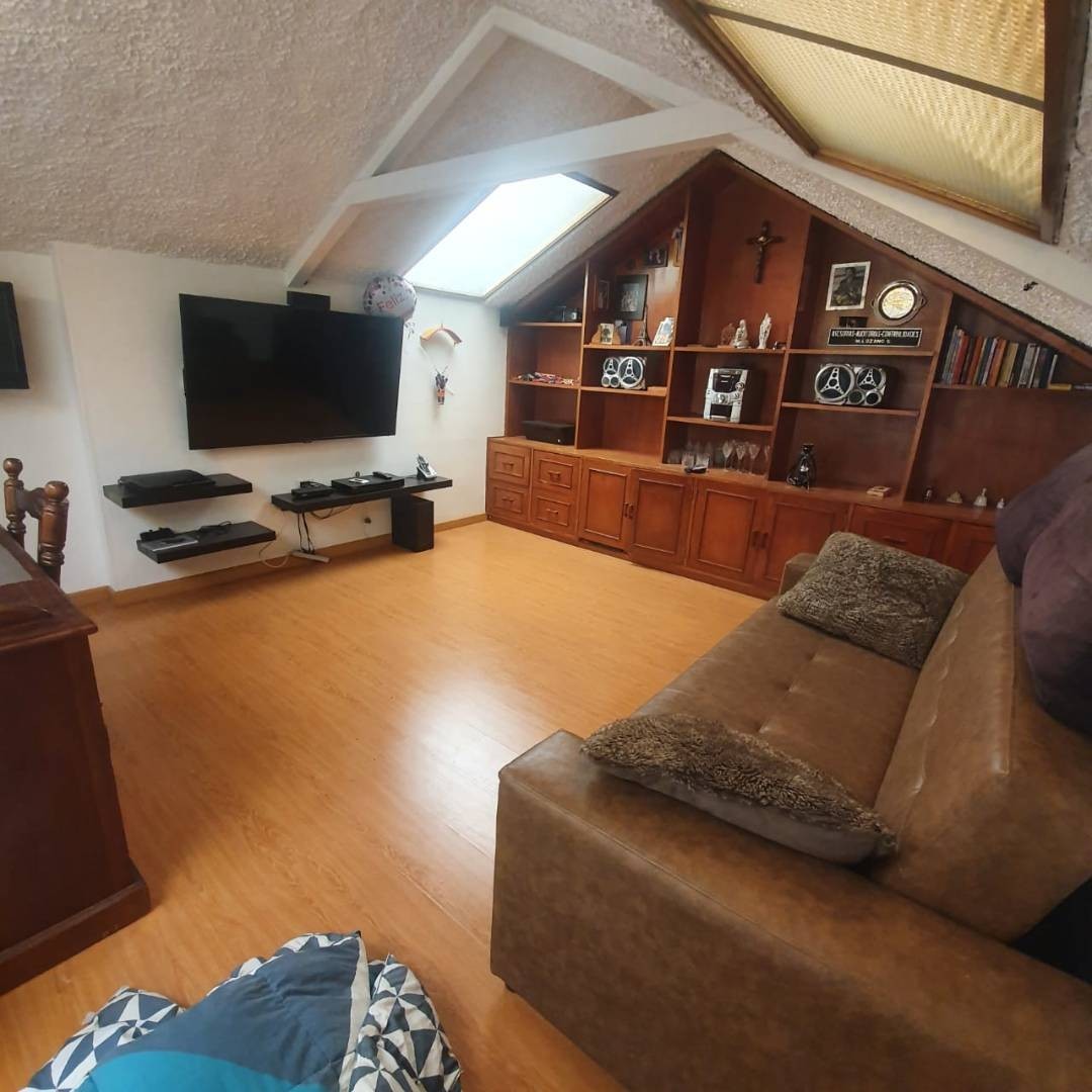 Casa en venta en El Batán, Bogotá · foto 7 de 24