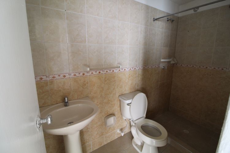 Casa de 4 alcobas en venta en Cañaveral, Floridablanca, 209 m² · foto 16 de 18