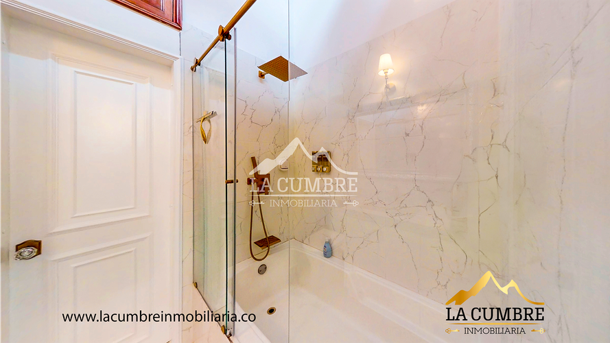 Casa de 5 alcobas en venta en Loma Del Escobero, Envigado, 438 m² · foto 20 de 20