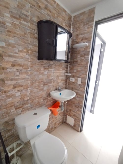 Casa de 4 alcobas en arriendo en El Japon, Dosquebradas, 60 m² · foto 18 de 18