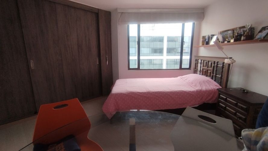 Apartamento de 5 alcobas en venta en Santa Barbara Central, Bogotá, 257 m² · foto 16 de 24