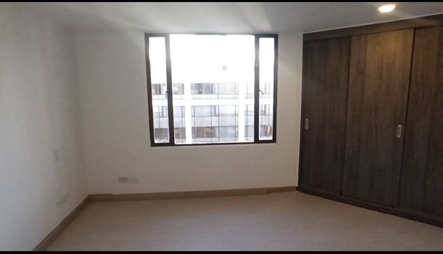 Apartamento de 5 alcobas en venta en Santa Barbara Central, Bogotá, 257 m² · foto 19 de 24