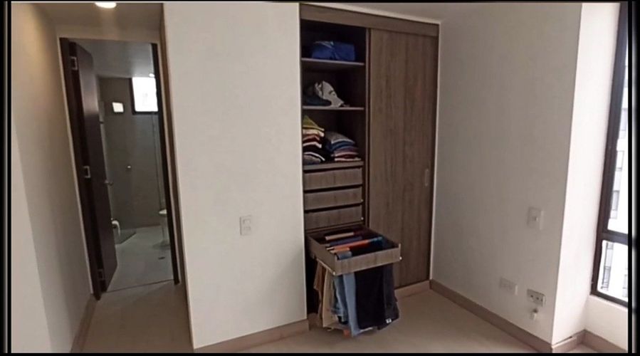 Apartamento de 5 alcobas en venta en Santa Barbara Central, Bogotá, 257 m² · foto 20 de 24