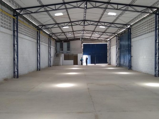 Bodega en arriendo en Barranquilla, 500 m² · foto 2 de 24