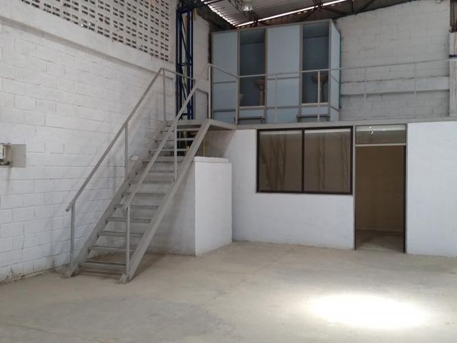 Bodega en arriendo en Barranquilla, 500 m² · foto 4 de 24