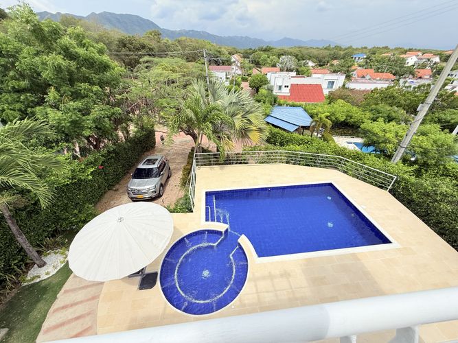 Casa de 4 alcobas en venta en Girardot, Girardot, 240 m² · foto 6 de 24