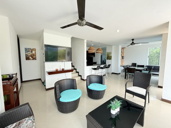Casa de 4 alcobas en venta en Girardot, Girardot, 240 m² · foto 14 de 24