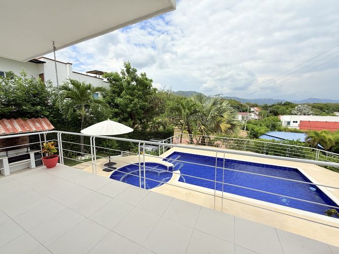 Casa de 4 alcobas en venta en Girardot, Girardot, 240 m² · foto 15 de 24