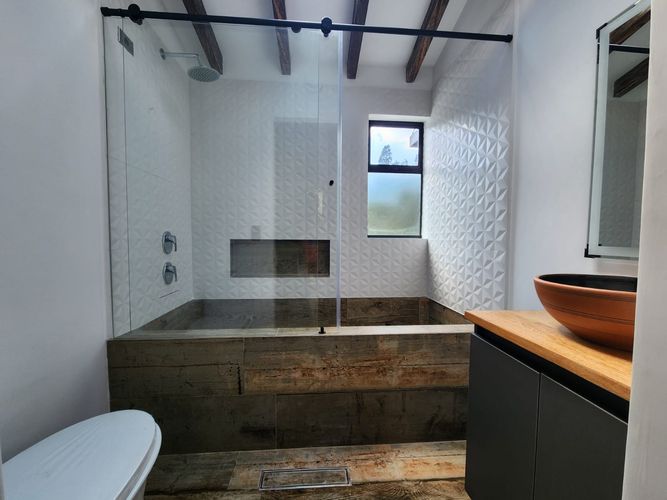 Casa de 4 alcobas en arriendo en Guarne, 350 m² · foto 9 de 12