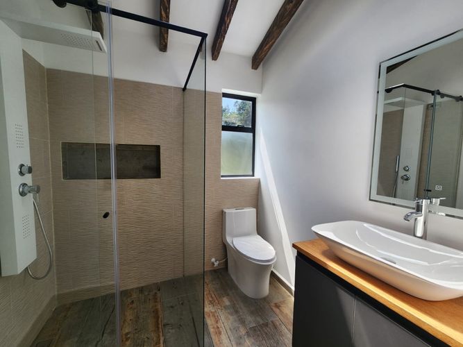 Casa de 4 alcobas en arriendo en Guarne, 350 m² · foto 10 de 12